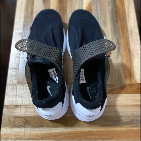❌SOLD❌ Nike Sockdart. Black. Mens 9. - Picture 5 of 5